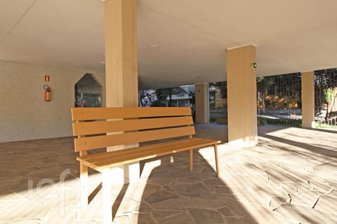 Image 28 - 254856